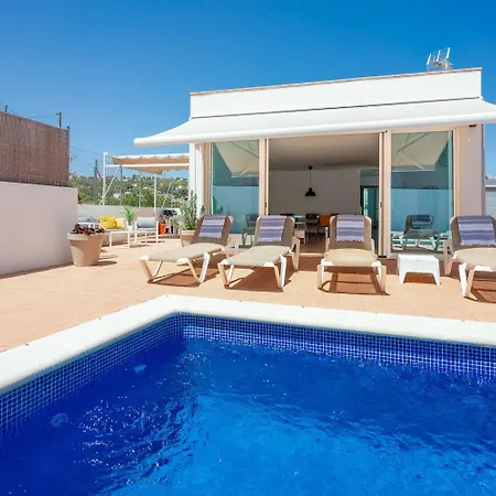 Villa Senia *